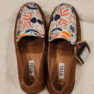 Myra Bag Tan Suede Loafers Sz 8B